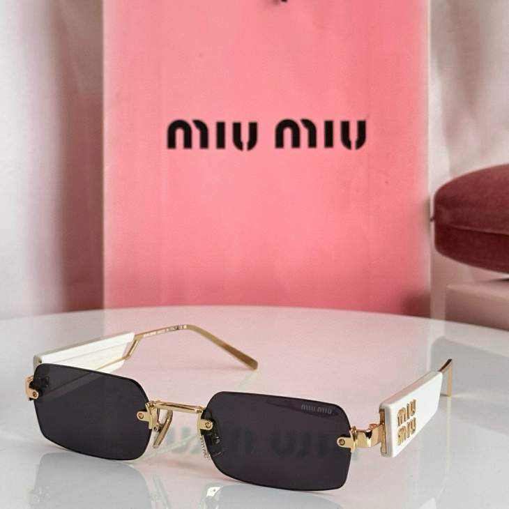 Picture of Miu Miu Sunglasses _SKUfw79339139fw